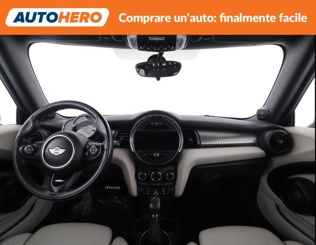 MINI Mini 1.5 Cooper D Cabrio