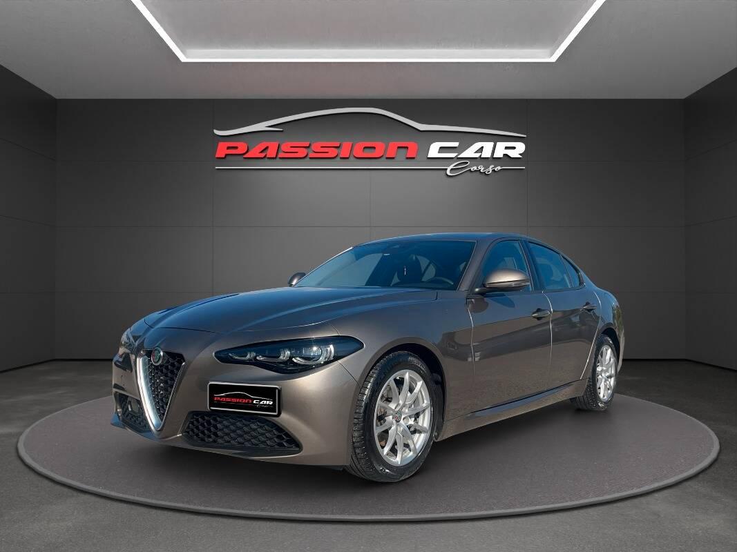 Alfa Romeo Giulia 2.2 t Business 160cv my19