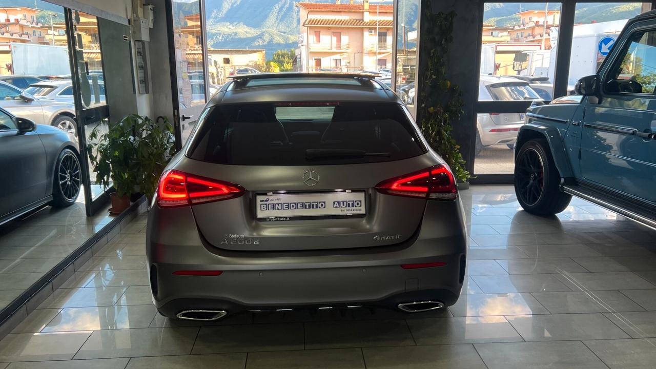 MERCEDES CLASSE A 200 D AMG 4 MATIC TETTO GRIGIO OPACO