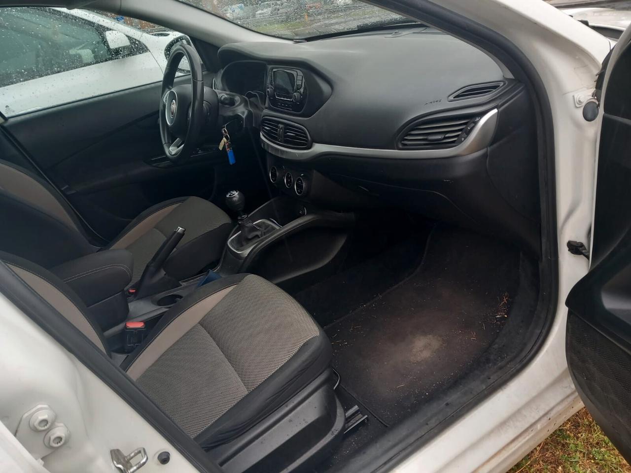 Fiat Tipo 1.4 SW Lounge