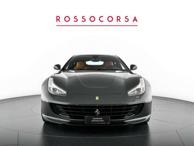 Ferrari GTC4 Lusso V12