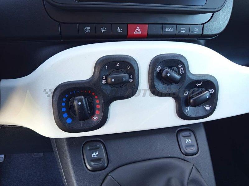 FIAT Panda Pandina 1.0 70 cv Hybrid