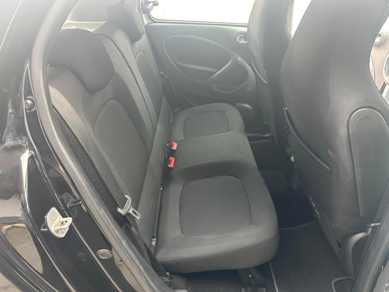 Smart ForFour 70 1.0 twinamic Passion PREZZO PROMO