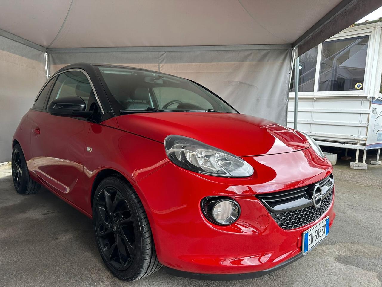 Opel Adam 1.2 70 CV White-Black Link