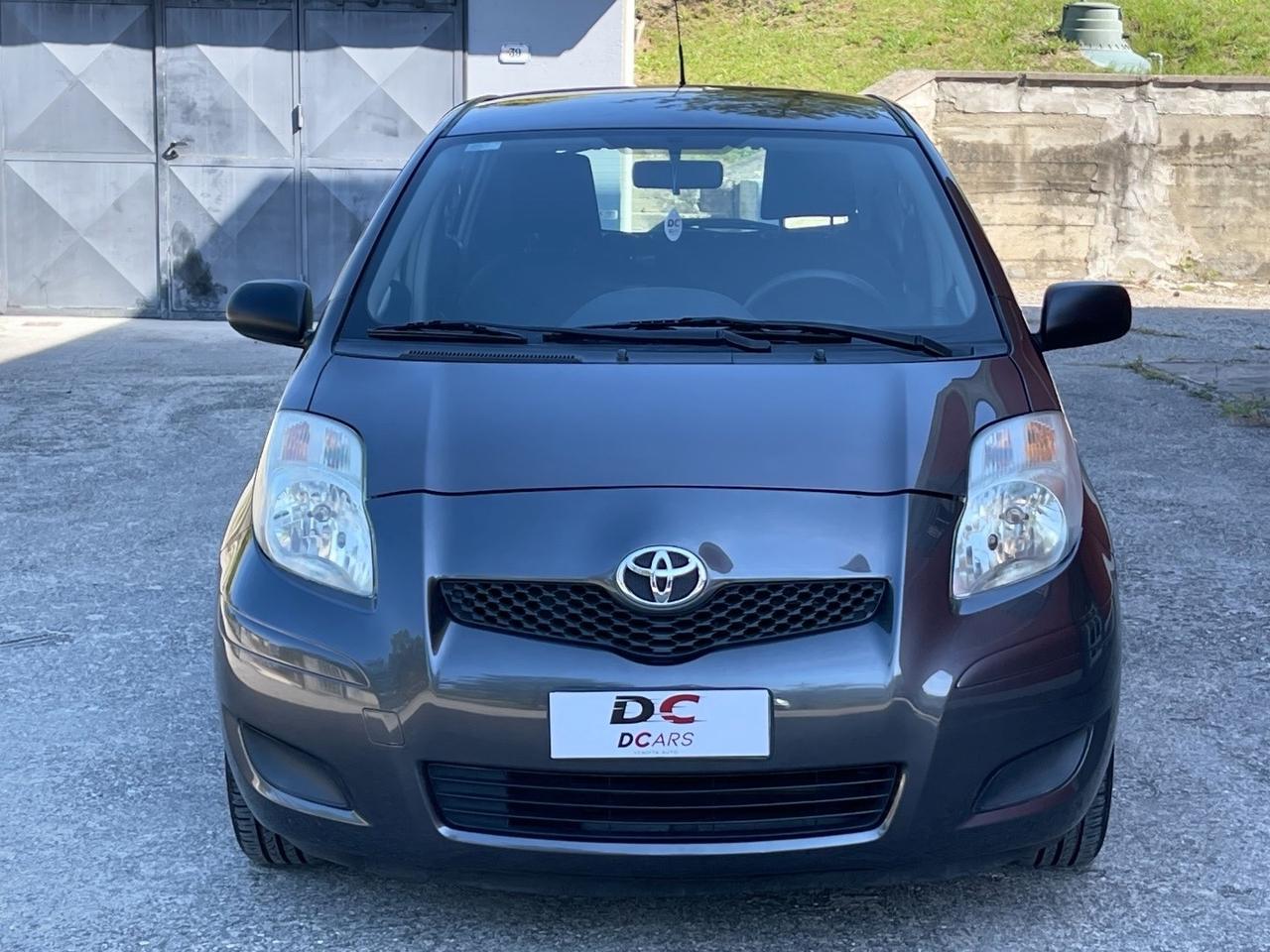 Toyota Yaris 1.0 5 porte