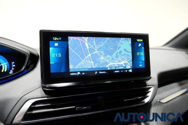 PEUGEOT 3008 HYBRID4 300 E-EAT8 ALLURE PACK