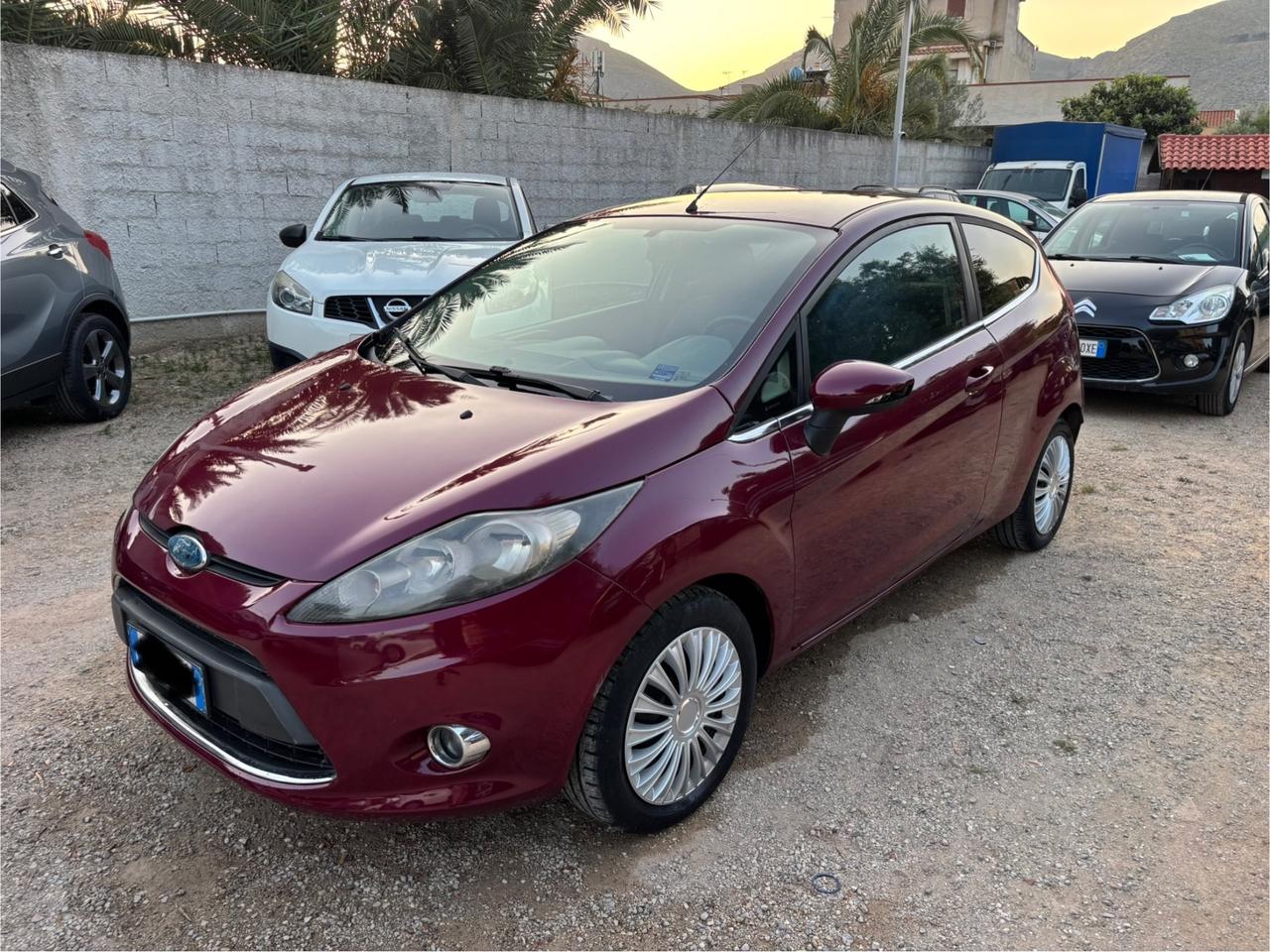 Ford Fiesta 1.4 3 porte Bz.- GPL Titanium