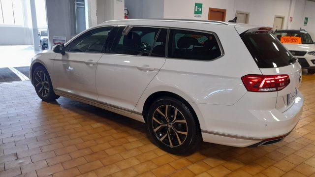 VOLKSWAGEN Passat Variant 2.0 TDI DSG Executive