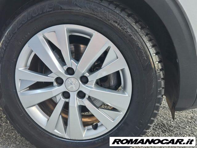 PEUGEOT 3008 BHDi 130 EAT8 Business NAVY