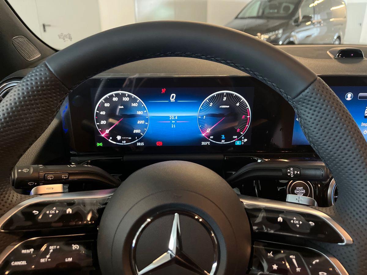Mercedes-Benz GLA 200 d automatic