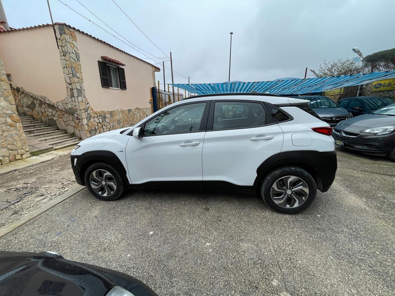 Hyundai Kona HEV 1.6 DCT Exellence HYBRID