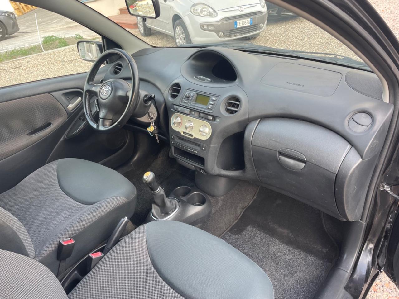 Toyota Yaris 1.0i 16V cat 3 porte Sol Perfetta !
