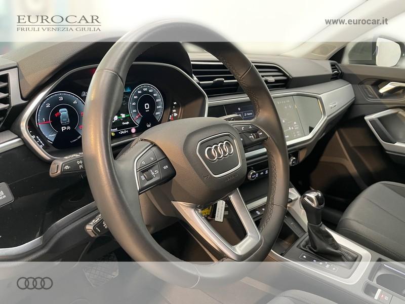 Audi Q3 35 2.0 tdi business advanced s-tronic