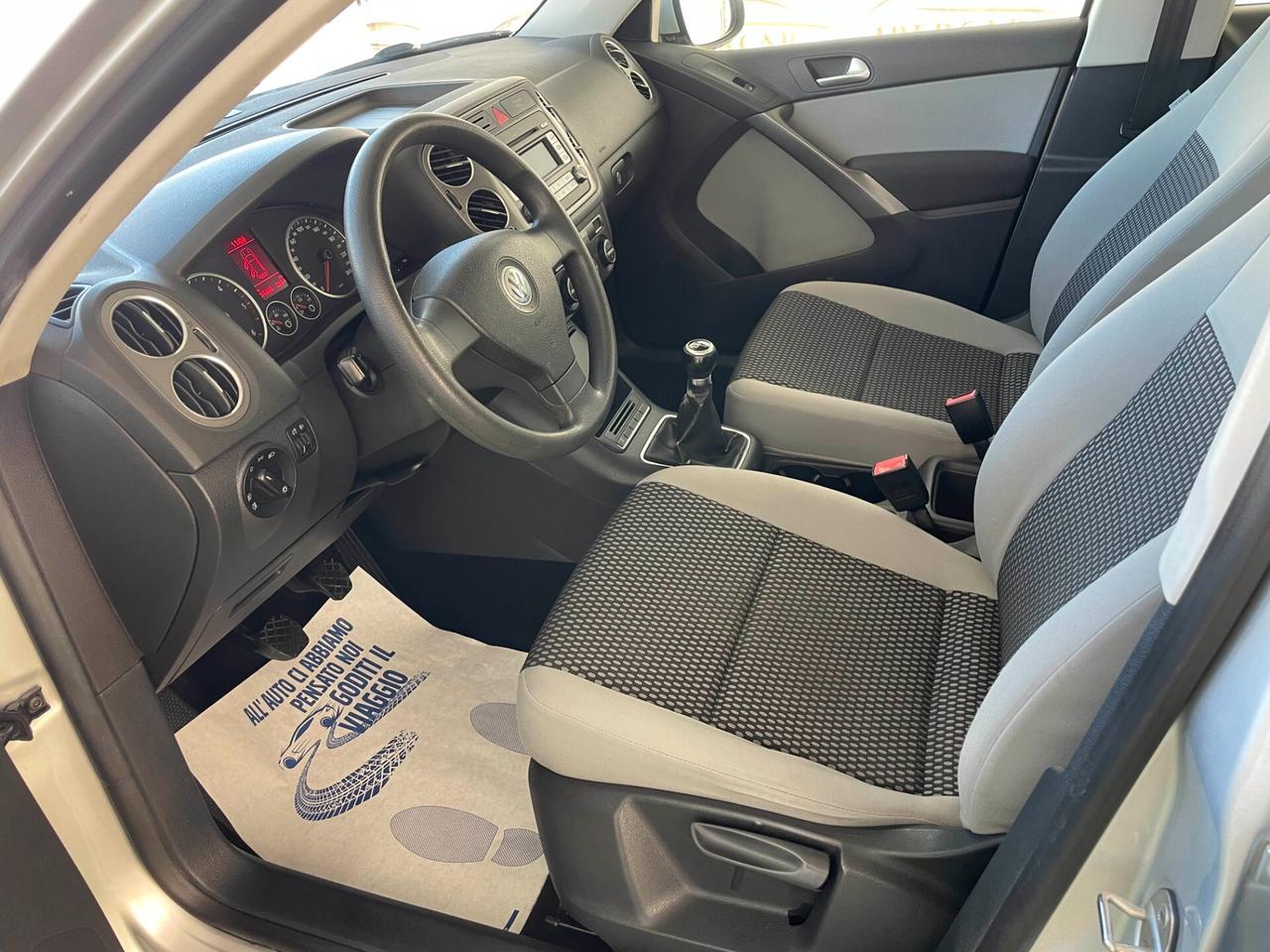 Volkswagen Tiguan 2.0 16V TDI DPF Sport & Style (18°)