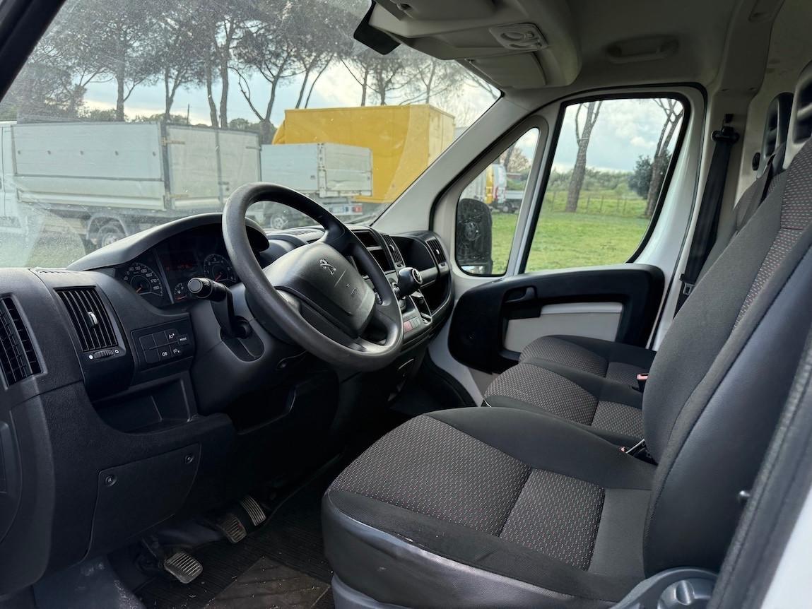 Peugeot BOXER 335 2.0 BlueHDi 130CV Furgone