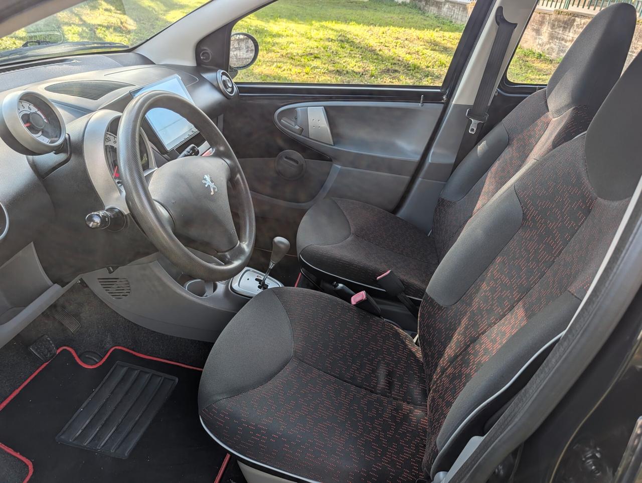 Peugeot 107 1.0 68CV 5p. Sweet Years 2Tronic