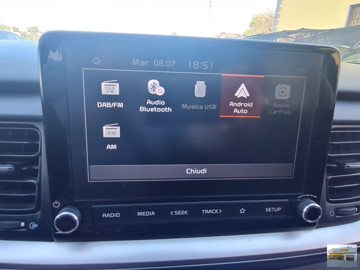 KIA Stonic 1.2 Benzina-Neopatentati-Anno 2022