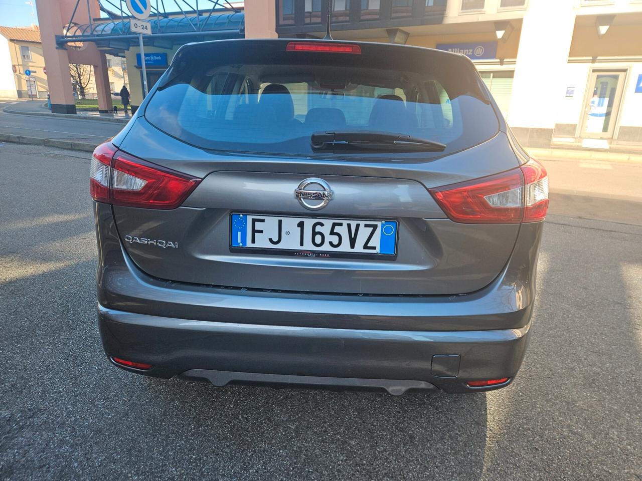 Nissan Qashqai 1.5 dCi Visia