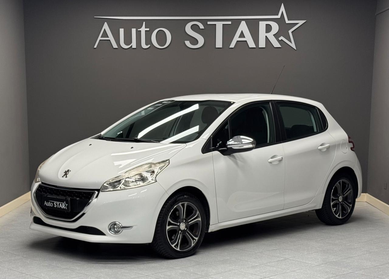 Peugeot 208 1.4 HDi 68 CV 5 porte Allure