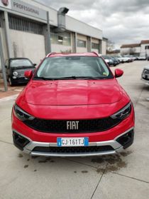 FIAT Tipo TIPO CROSS My22 1.5 Hybrid130cv Dct Hb Red