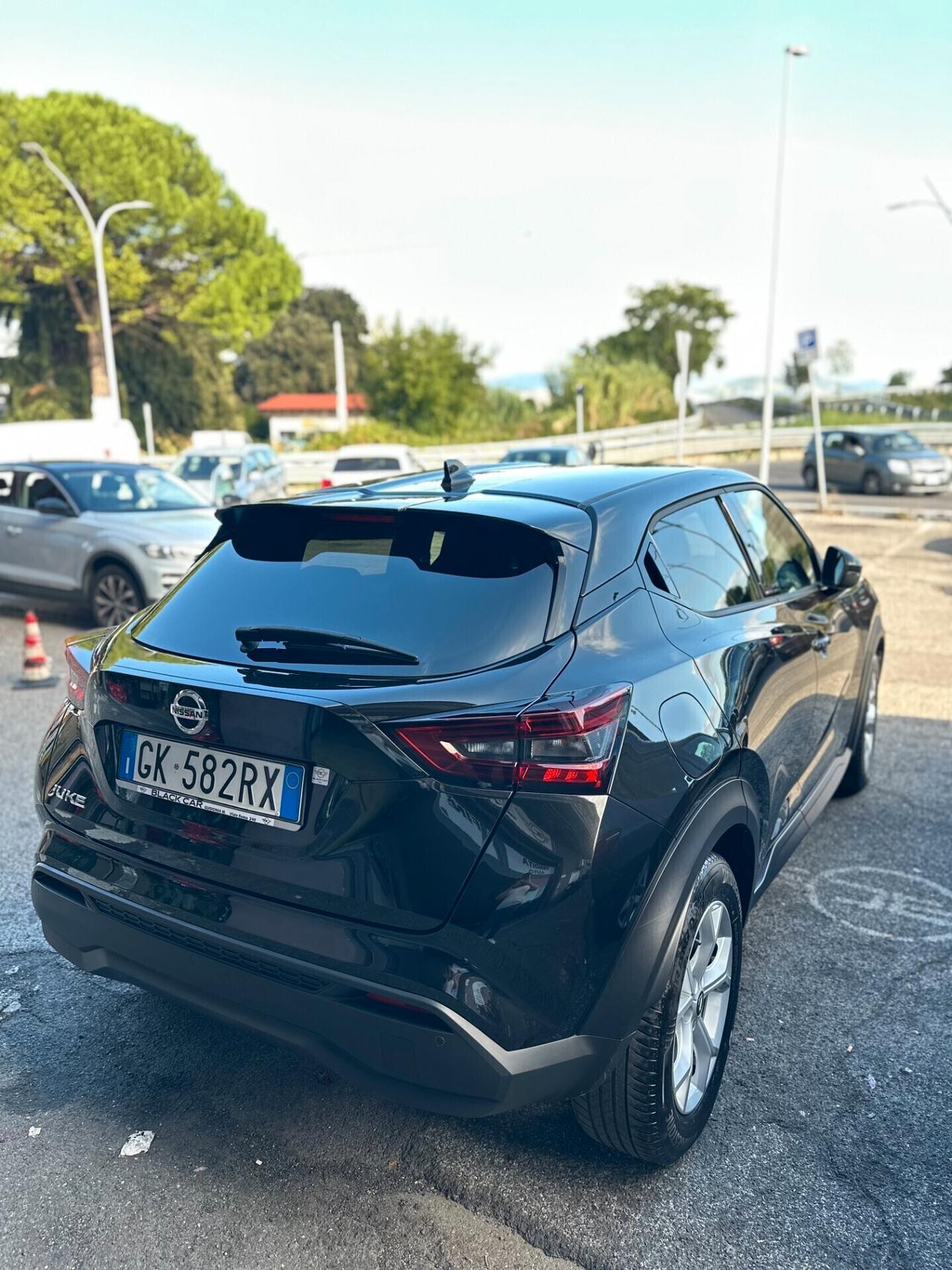 Nissan Juke 1.0 DIG-T 114 CV N-Connecta