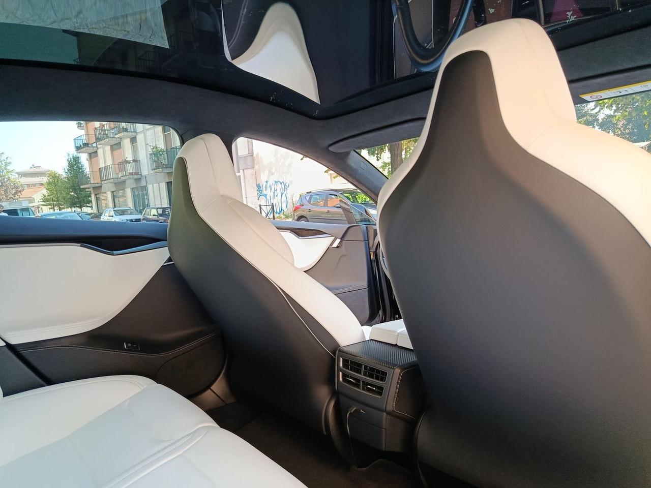 Tesla Model S 60d #6106