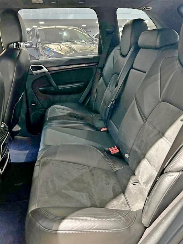 Porsche Cayenne 4.8 GTS