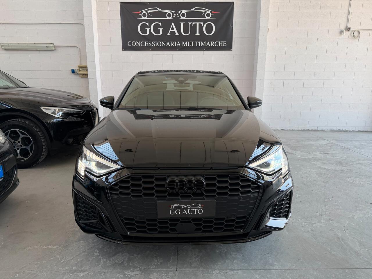 Audi A3 SPB 35 TFSI Identity Black