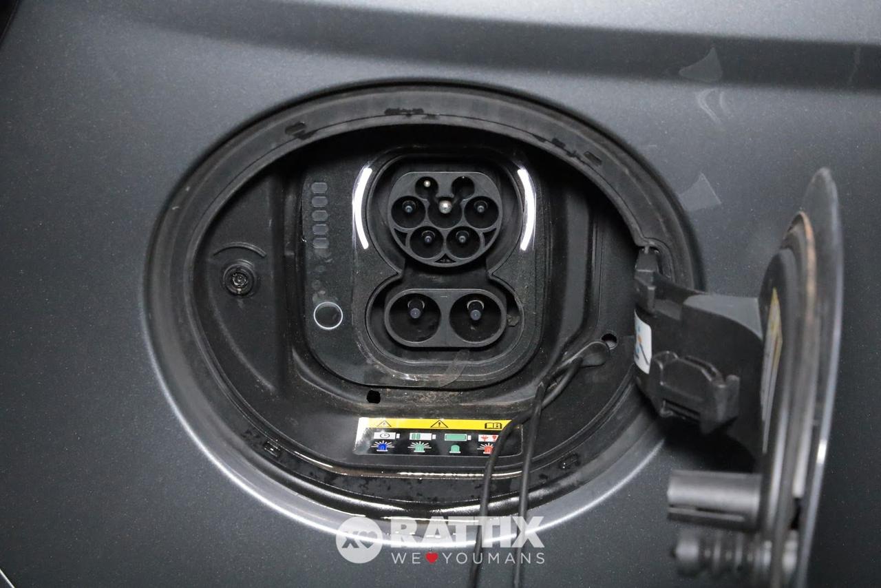 Fiat 500e motore elettrico 42 kWh La Prima