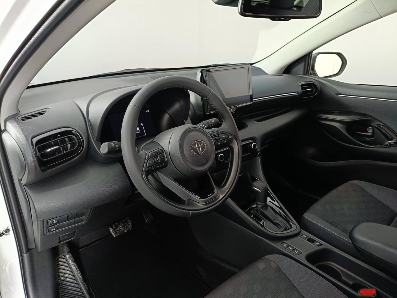 TOYOTA Yaris 1.5 Hybrid 115 - Trend MY25