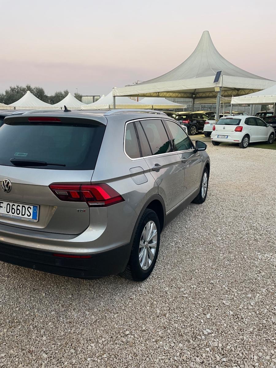 VOLKSWAGEN - Tiguan - 1.6 TDI Style BMT