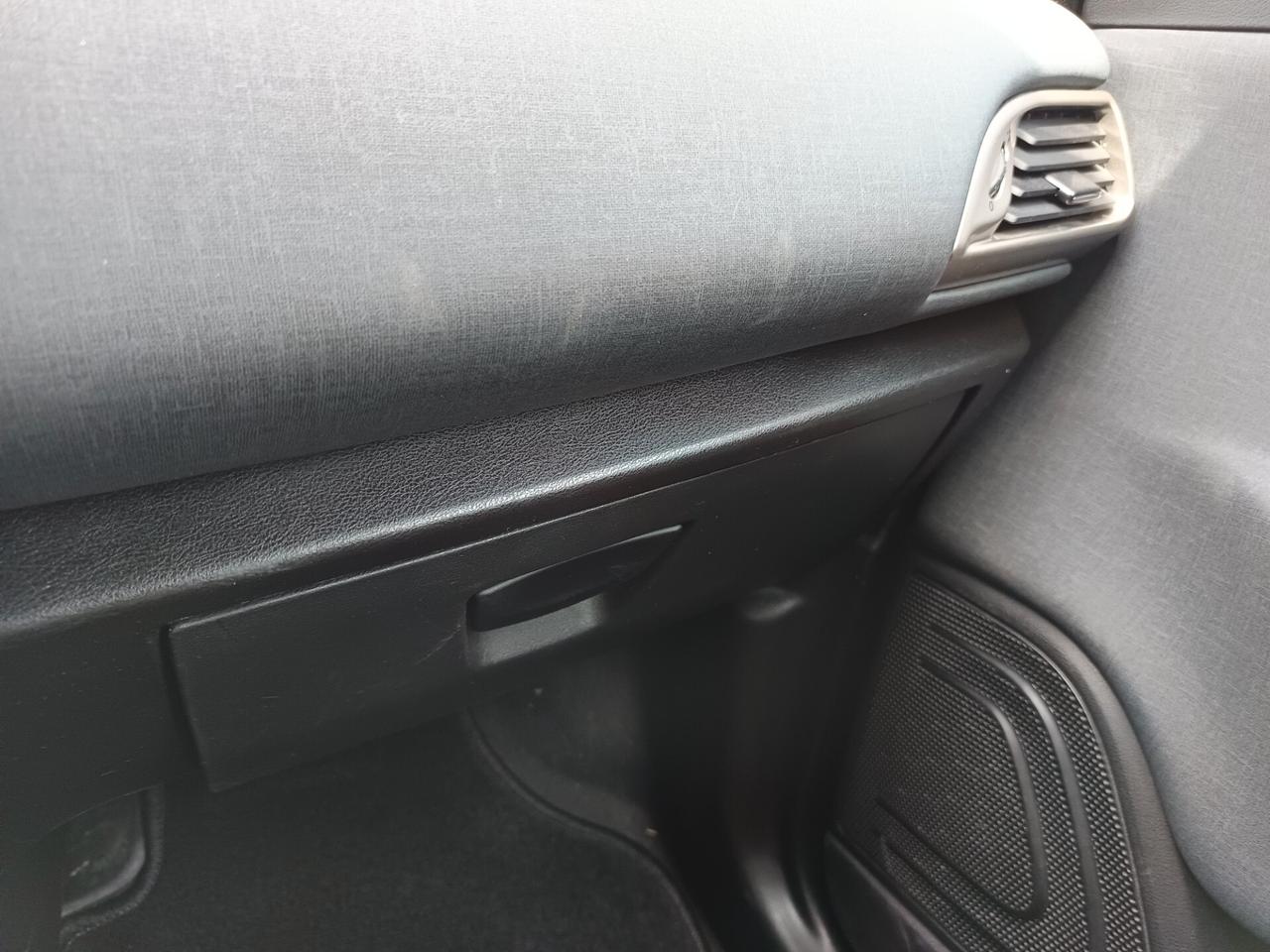 Lancia Ypsilon 1.0 FireFly 5 porte S&S Hybrid Silver