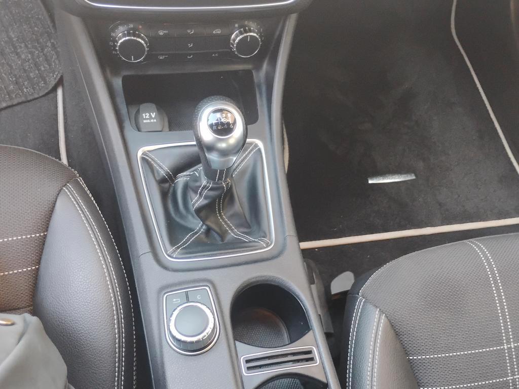 Mercedes Classe A A 180 cdi.SEDILI SPORTIVI.CERCHI 17.BLUETOOTH