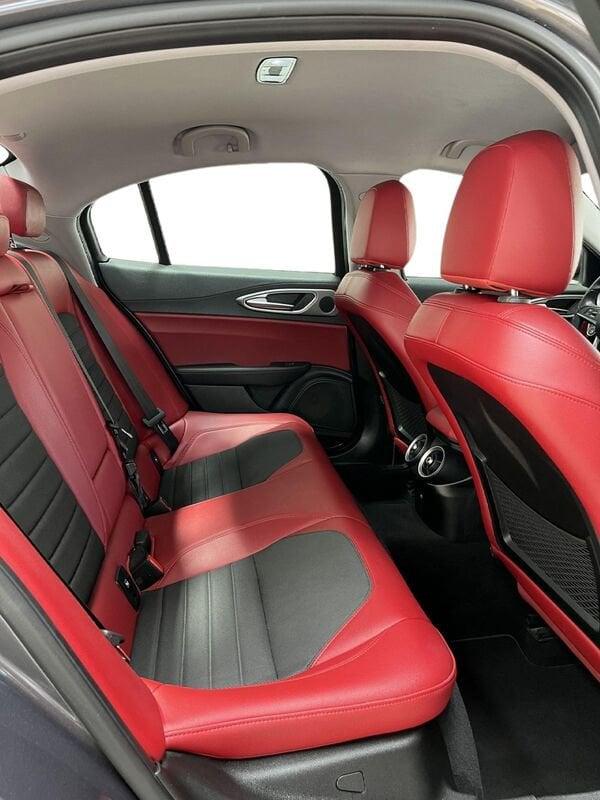 Alfa Romeo Giulia 2.2 Turbodiesel 190 CV AT8 B-Tech