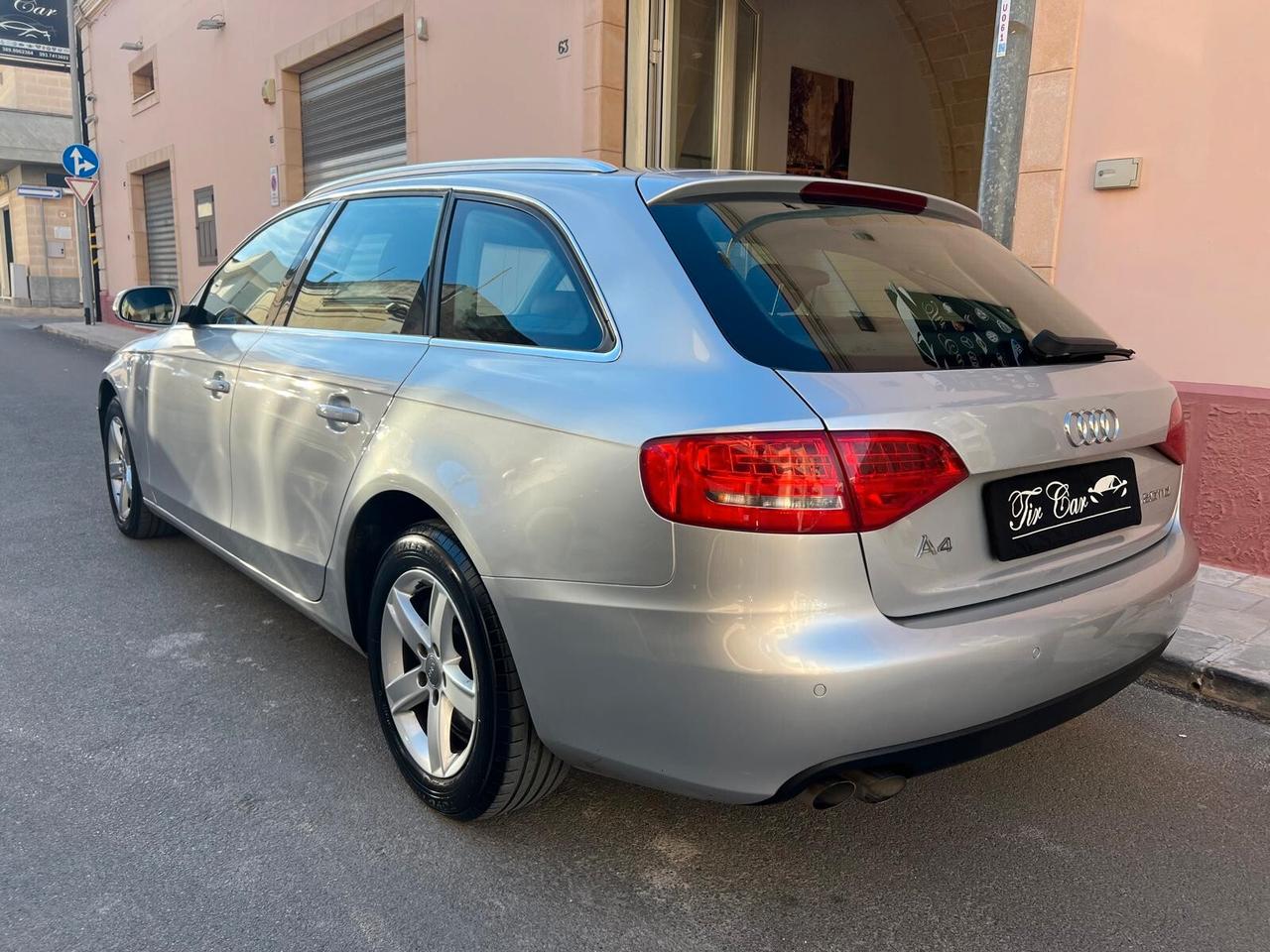 AUDI A4 AVANT 2.0 TDI 143CV 105KW CRUISE PELLE NEOPATENTATI ANNO 2010