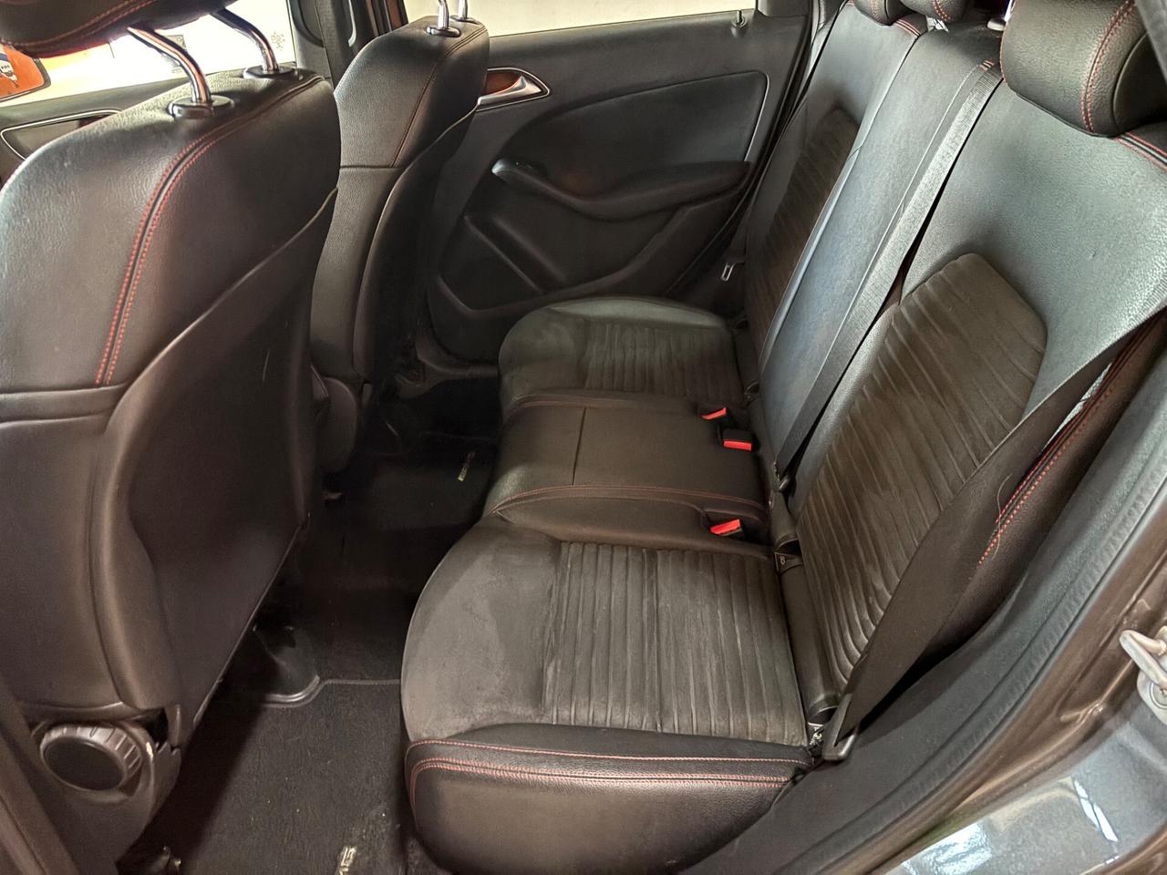 Mercedes-benz B 180 d Premium amg permute finanziamenti