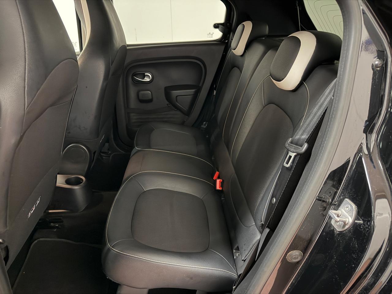 Renault Twingo Electric Urban Night