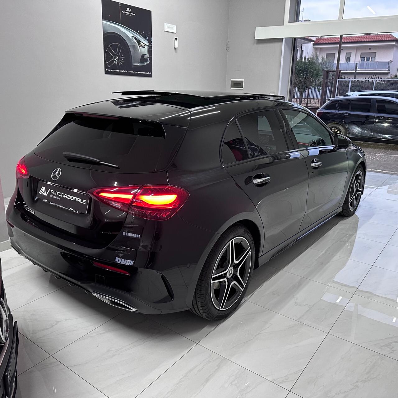 Mercedes-benz A 200 d Automatic Premium Plus AMG Line Tetto Night Edition