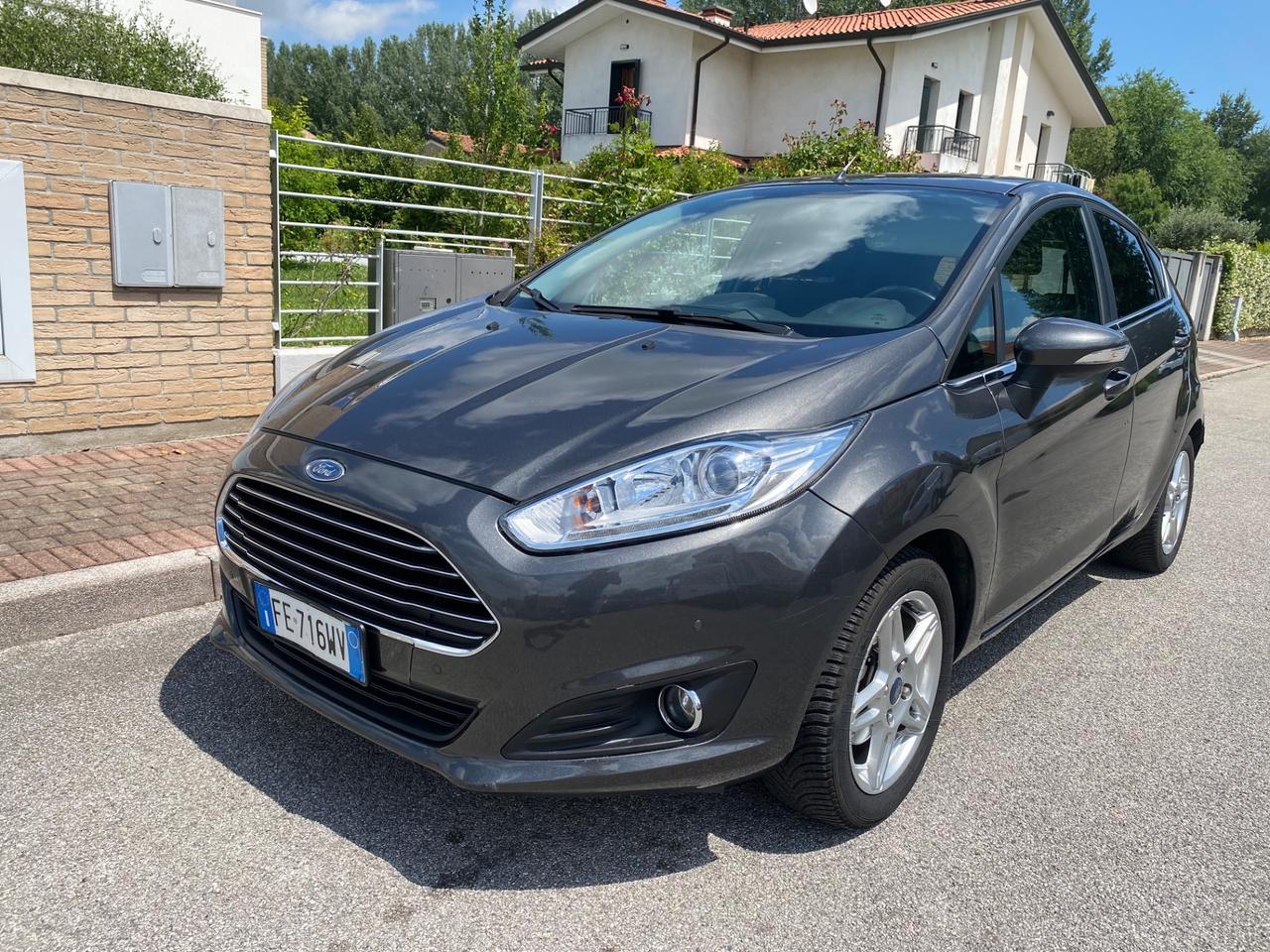 Ford Fiesta 1.5 TDCi 75CV 5 porte Business