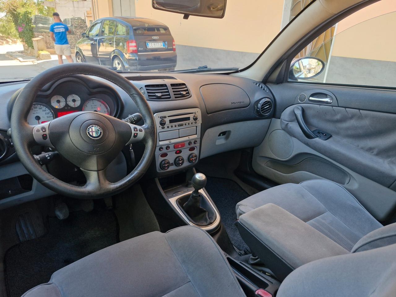 Alfa Romeo 147 1.9 JTD M-JET 16V 5 porte Dist.