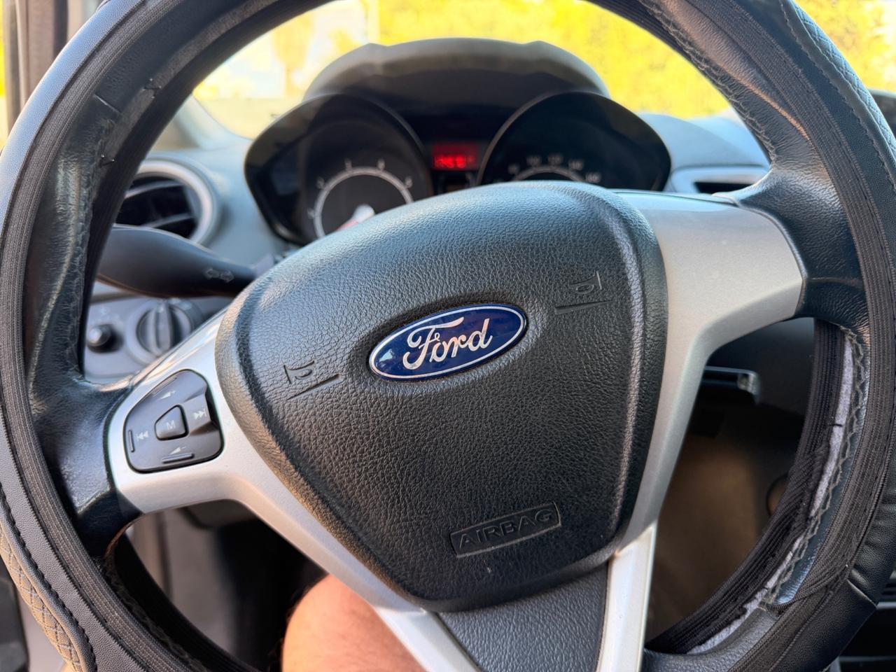 Ford Fiesta 1.2 60CV 5 porte-2010