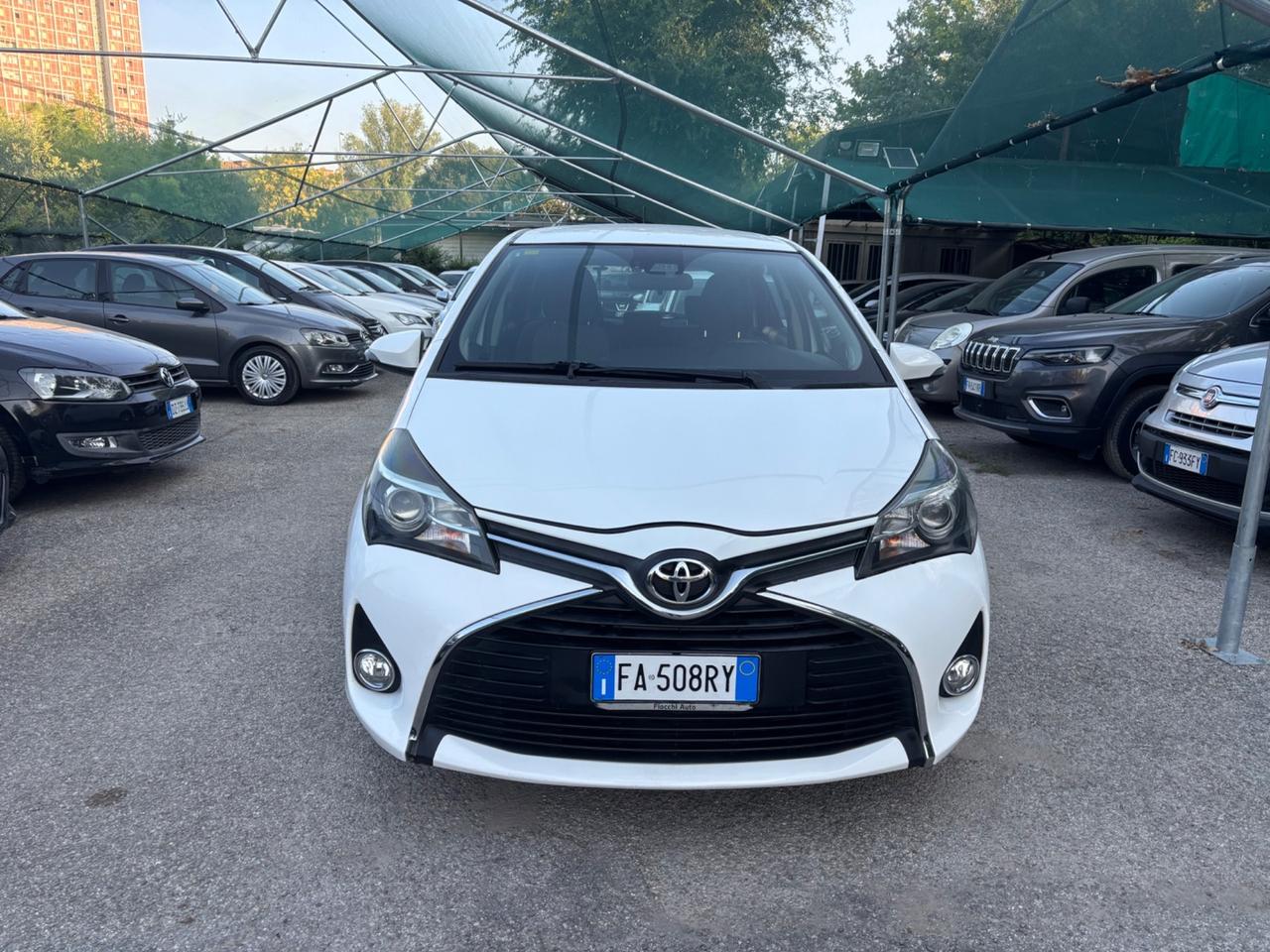 Toyota Yaris 1.0 5 porte Lounge OK NEOPATENTATI