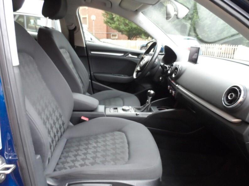 Audi A3 SPORTBACK 1.6 TDI 105 CV Ambiente