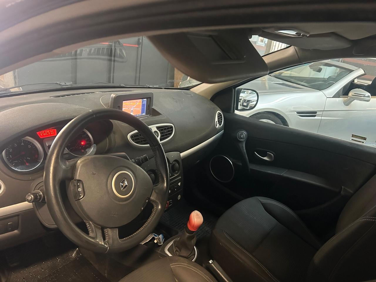 Renault Clio 1.2 16V SporTour Dynamique