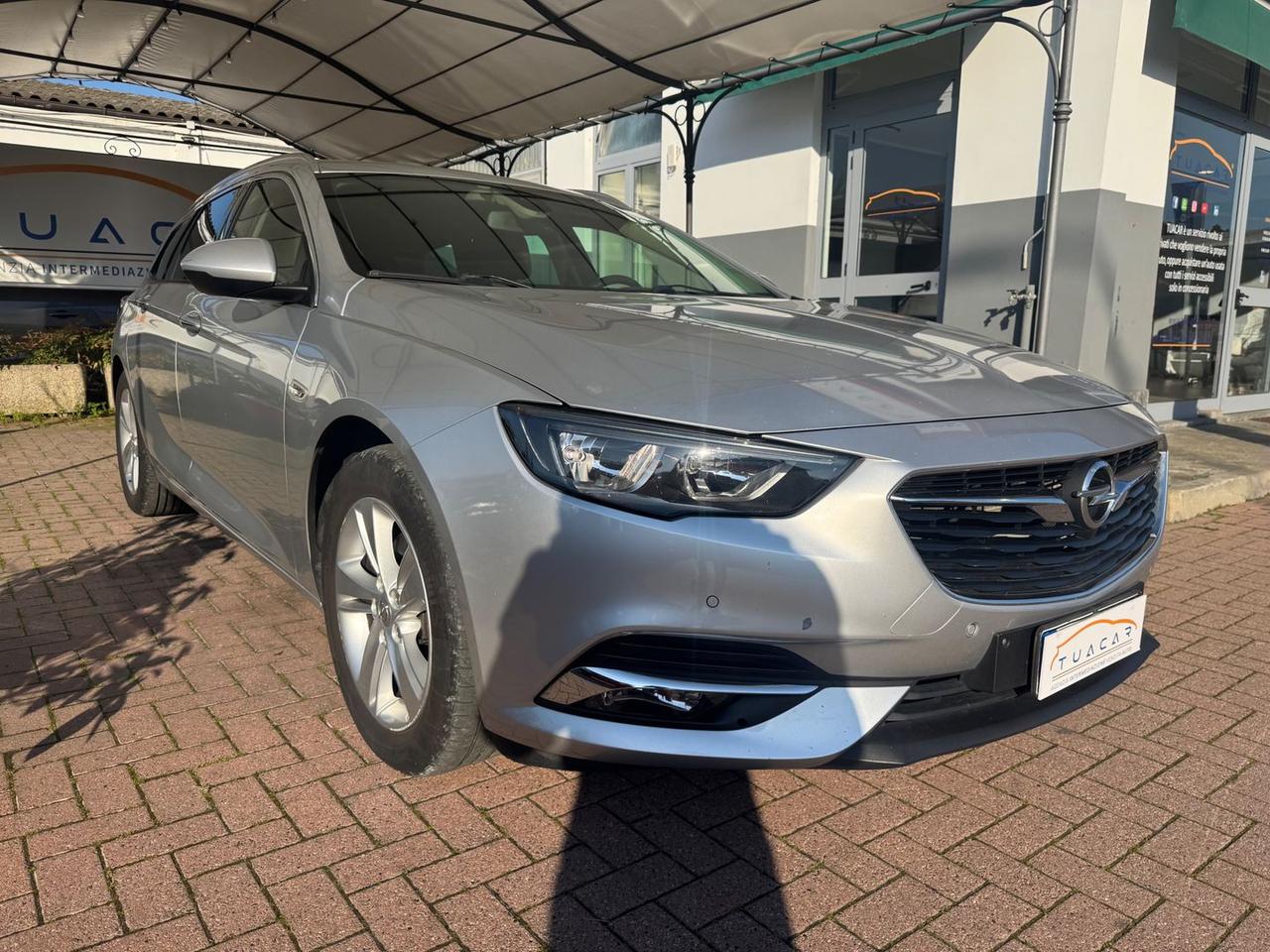 Opel Insignia Innovation 1.6 #9960