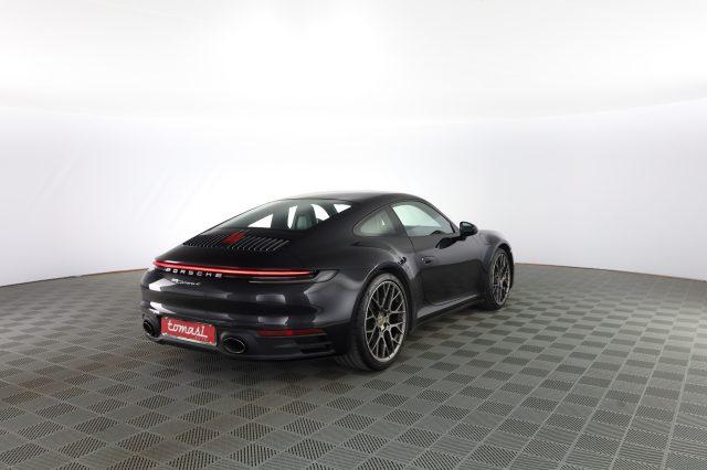 PORSCHE 911 911 Carrera 4