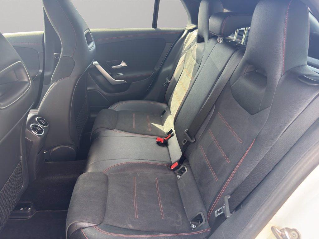 MERCEDES Cla shooting brake 200 d premium auto del 2019