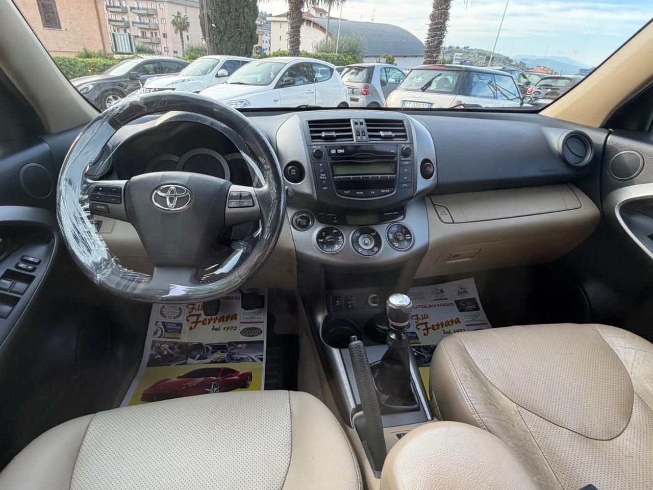 Toyota RAV 4 RAV4 2.2 D-4D 150 CV DPF Luxury