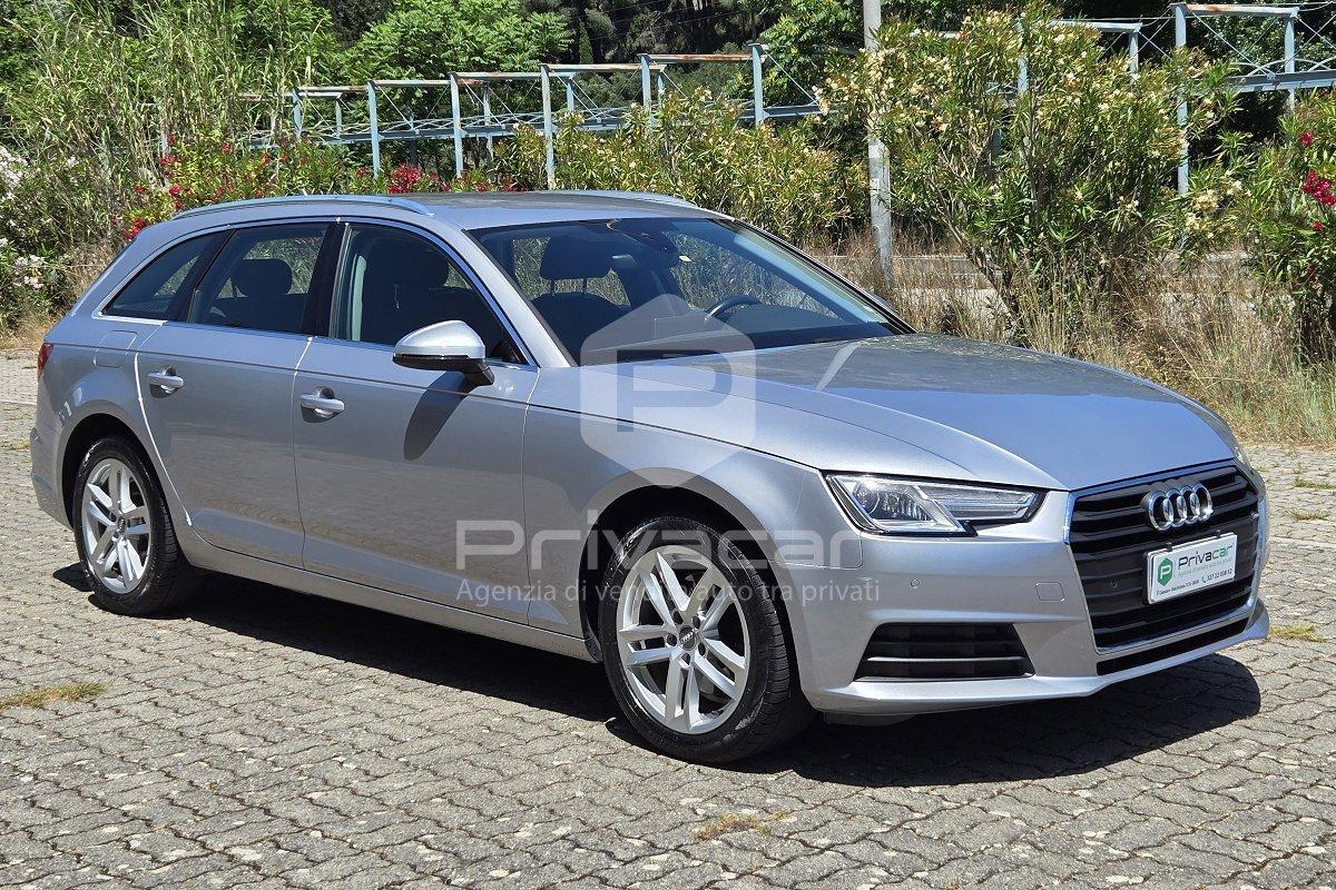 AUDI A4 Avant 35 TDI S tronic Business