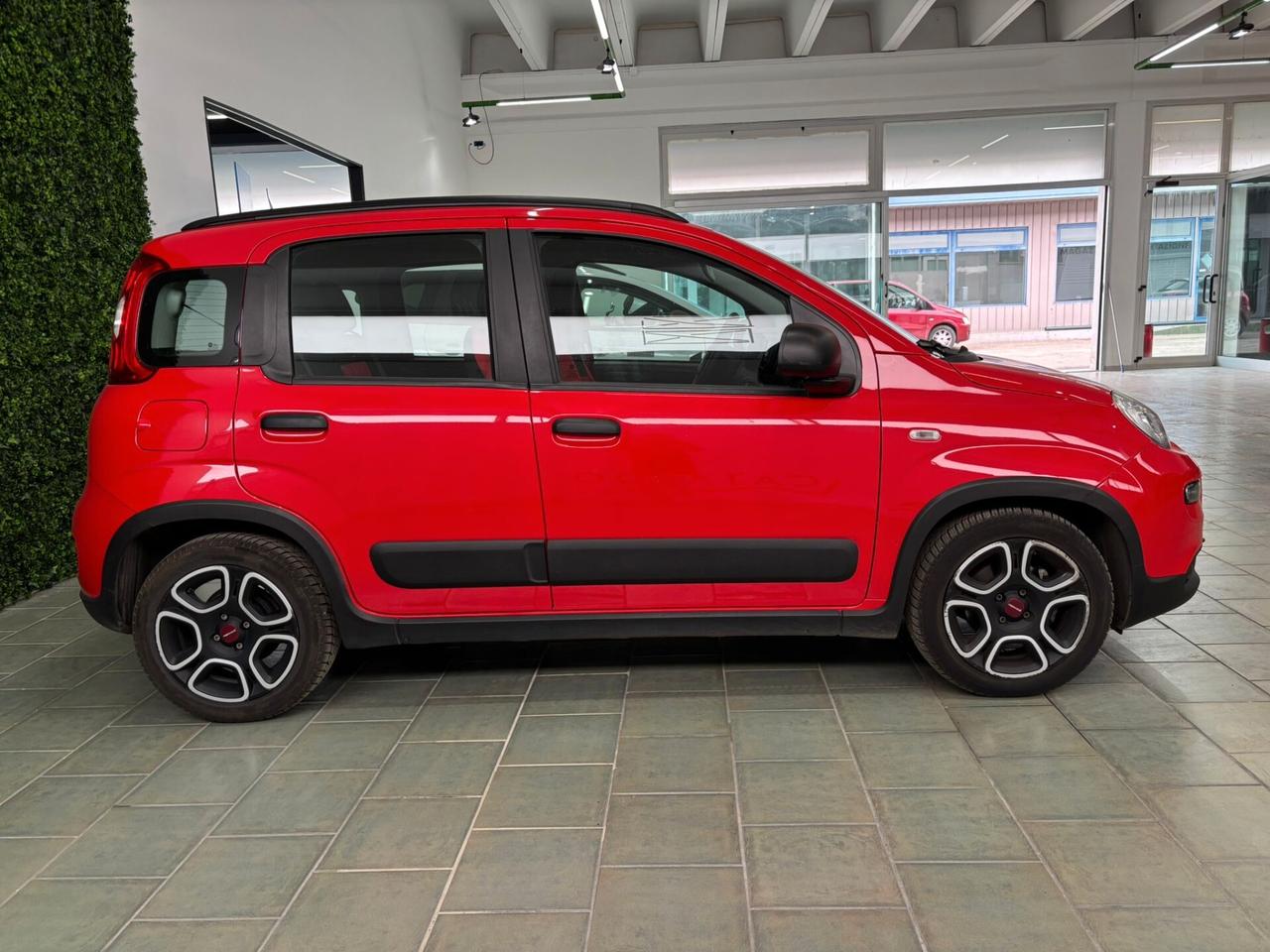 Fiat Panda 1.0 FireFly S&S Hybrid Red